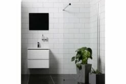 Mångsidig Brusevæg Lige Klart Glas 700 -TRADEMAX Salg maangsidig brusevaeg lige klart glas 700 soelv 3246313 1